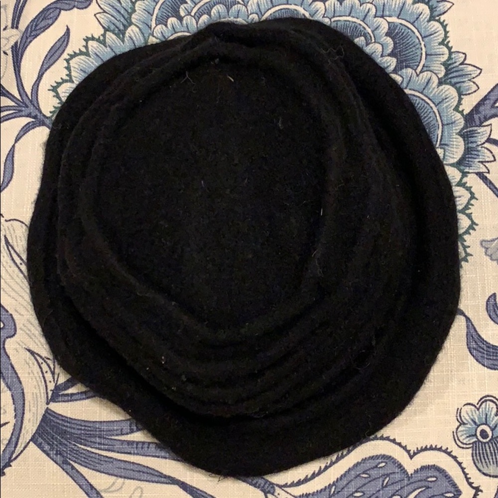 Hat - Picture 6 of 6